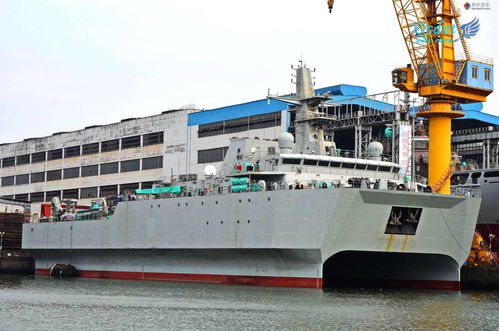 中国海军一神秘新舰试航 将成美日潜艇克星